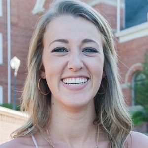 Meet your Posher, Alexandra